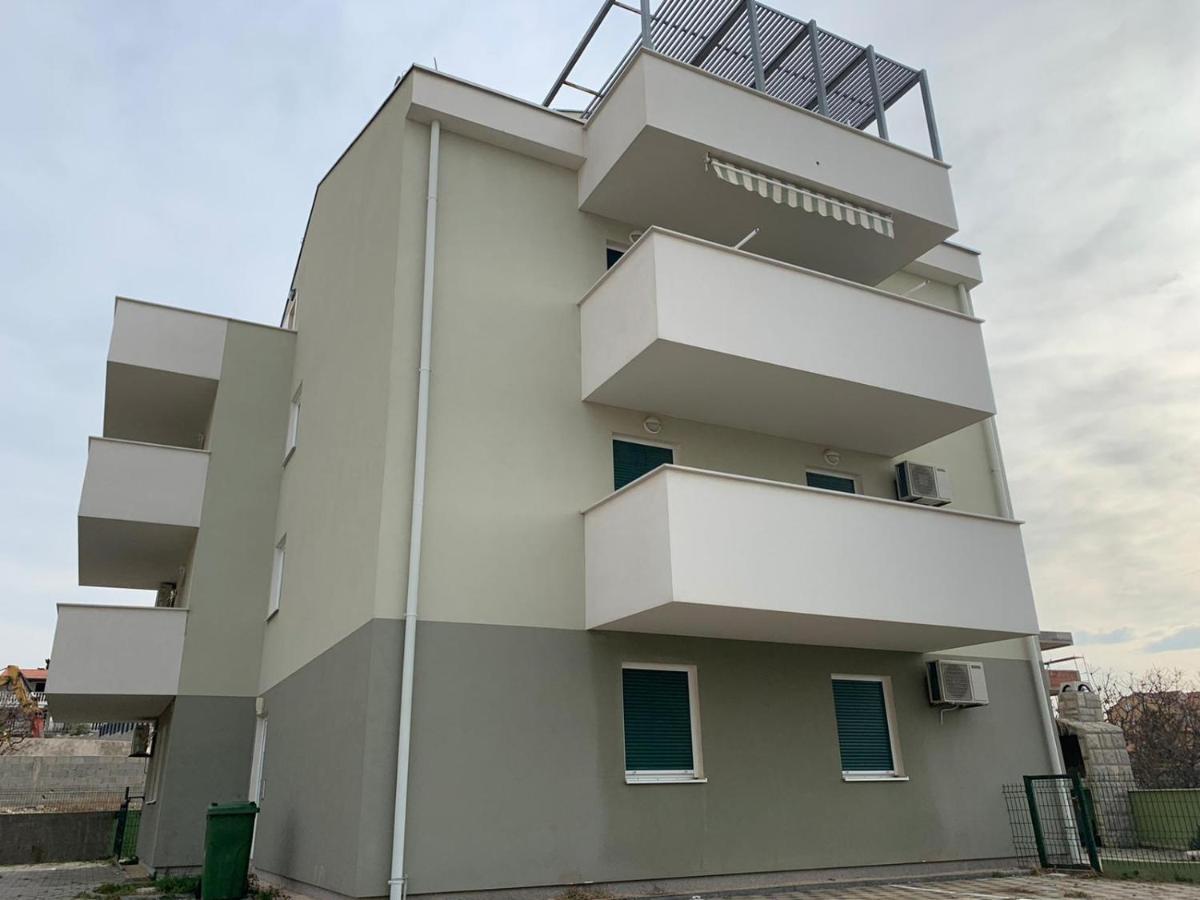Apartman Toni Novalja Bagian luar foto