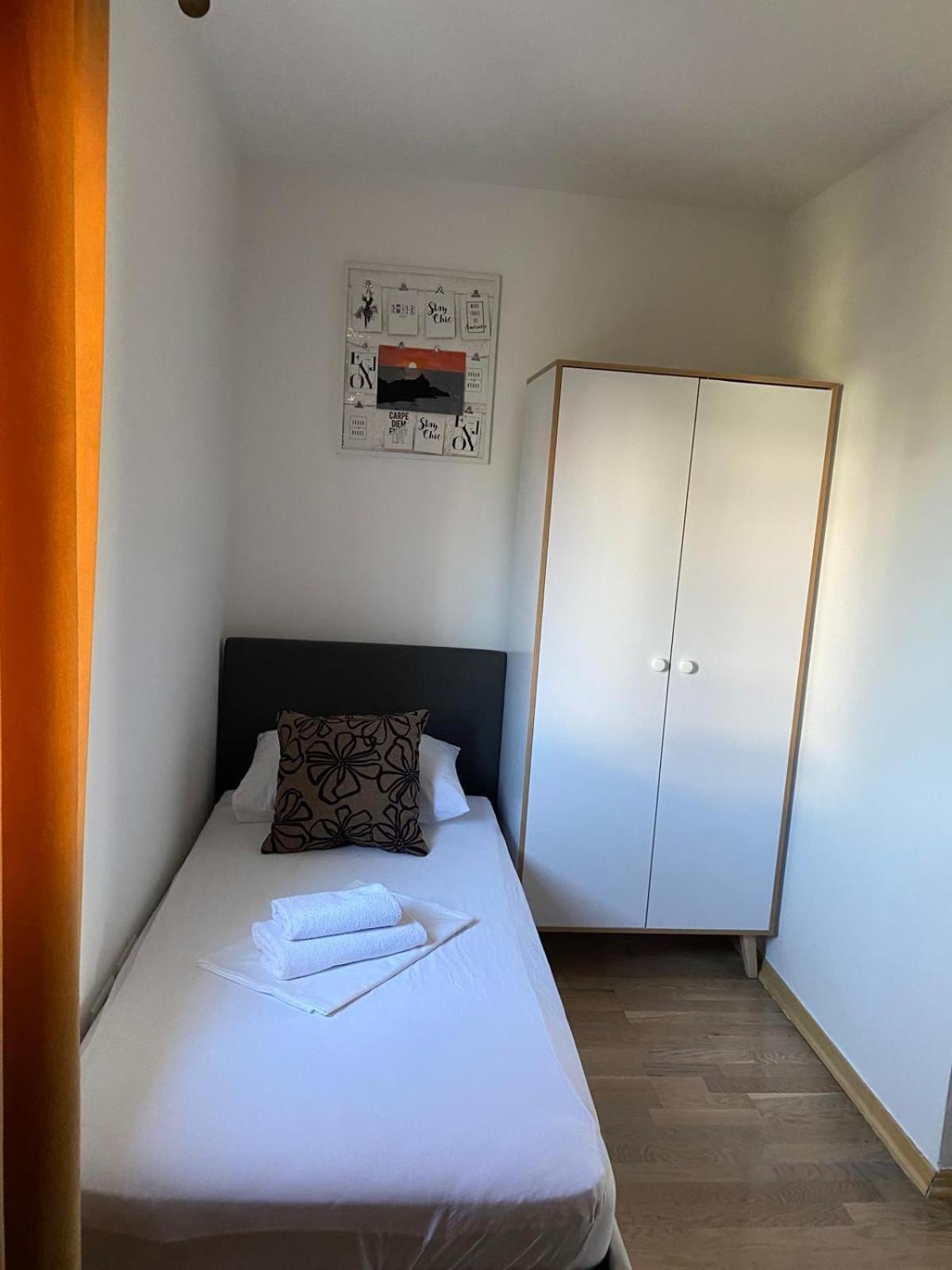 Apartman Toni Novalja Bagian luar foto